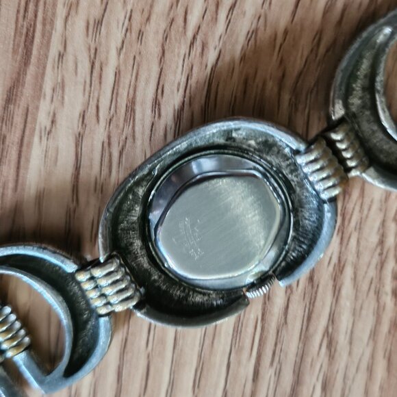 Vintage Vendome Women Wristwatch Silver Tone Analog Handwinding 7 Jewels Watch - Picture 7 of 12